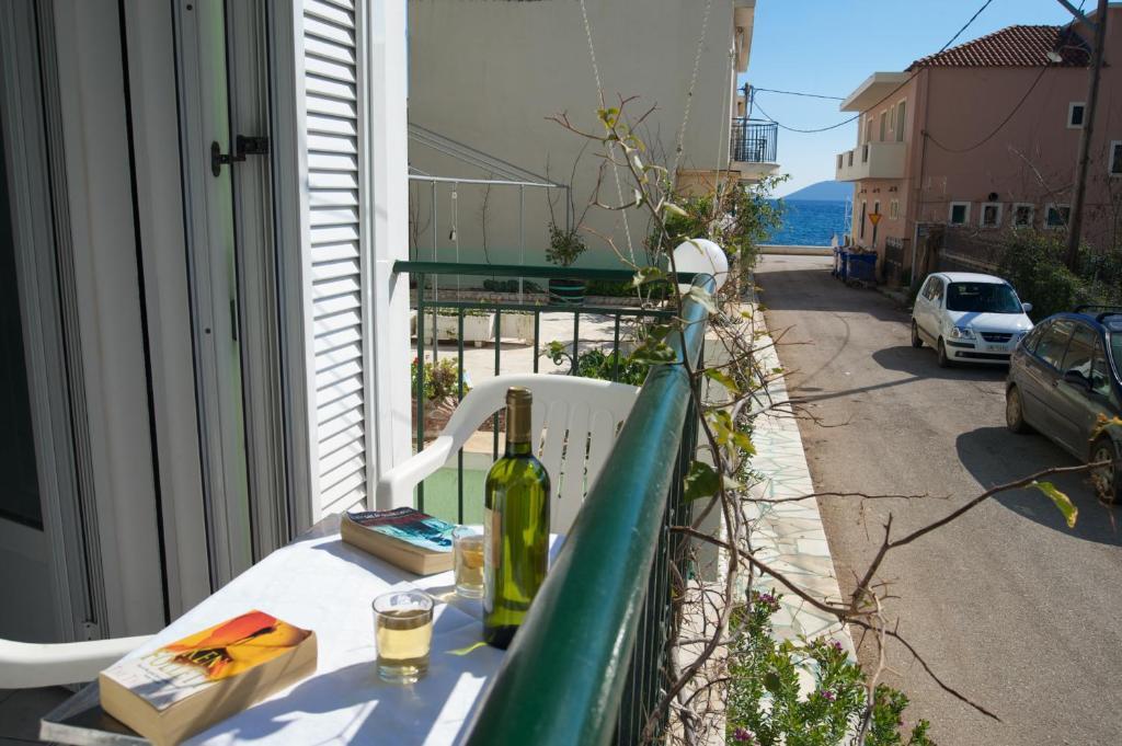 Konstantinos Apartments Agia Efimia 객실 사진