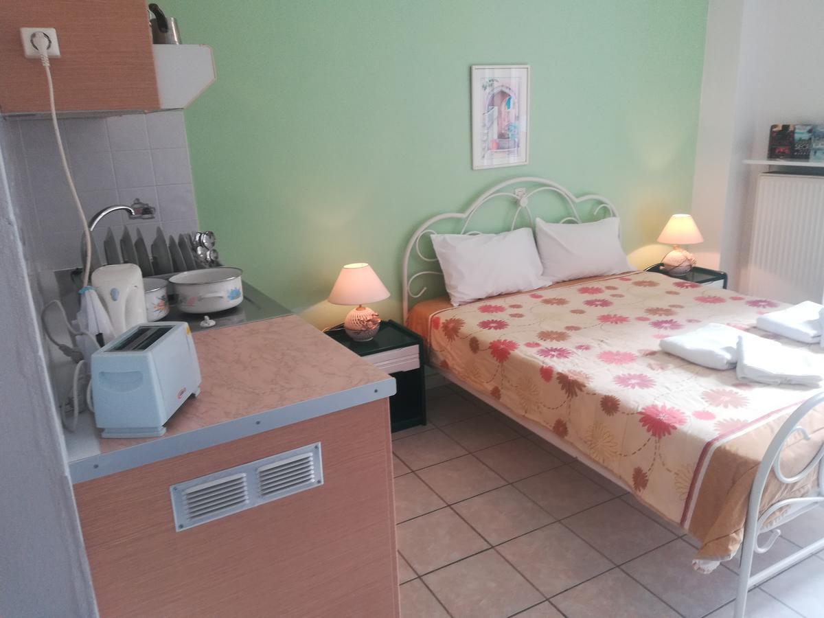 Konstantinos Apartments Agia Efimia 외부 사진